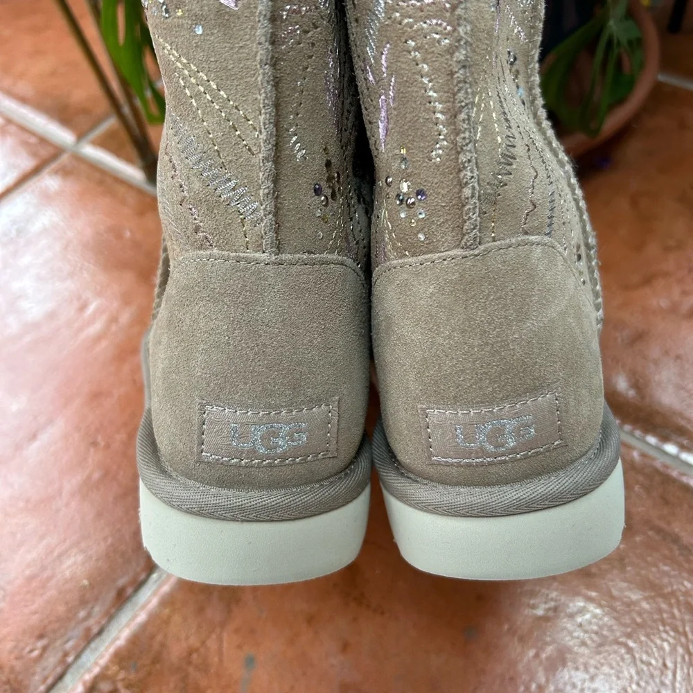 UGG Embellished/bedazzled Midi Boots with UGGPlush Lining - Picture 4 of 6